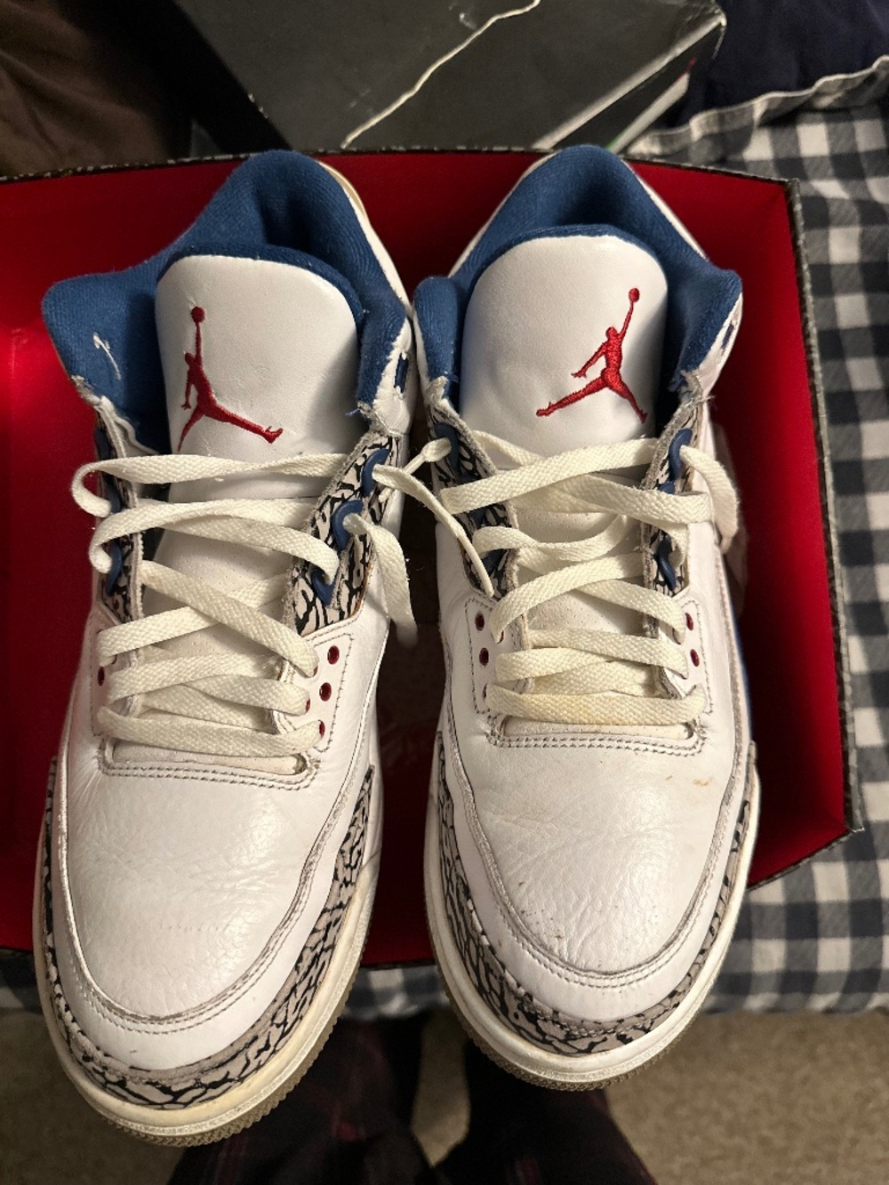 Jordan 3 True Blue